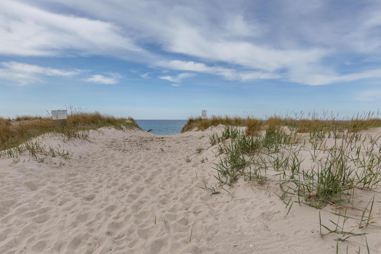 Strandhaus Wustrow - Wohnung 3 Екстериор снимка